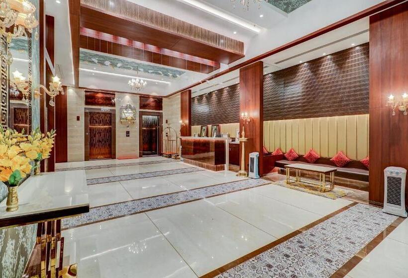 Номер Deluxe, Gurudev Grand