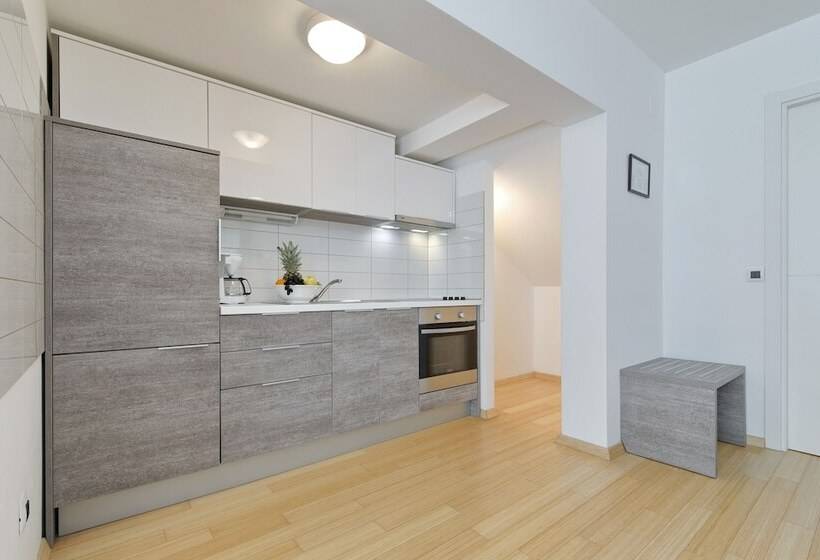 침실 1개 컴포트 아파트, Sunnyside Apartments Petrčane