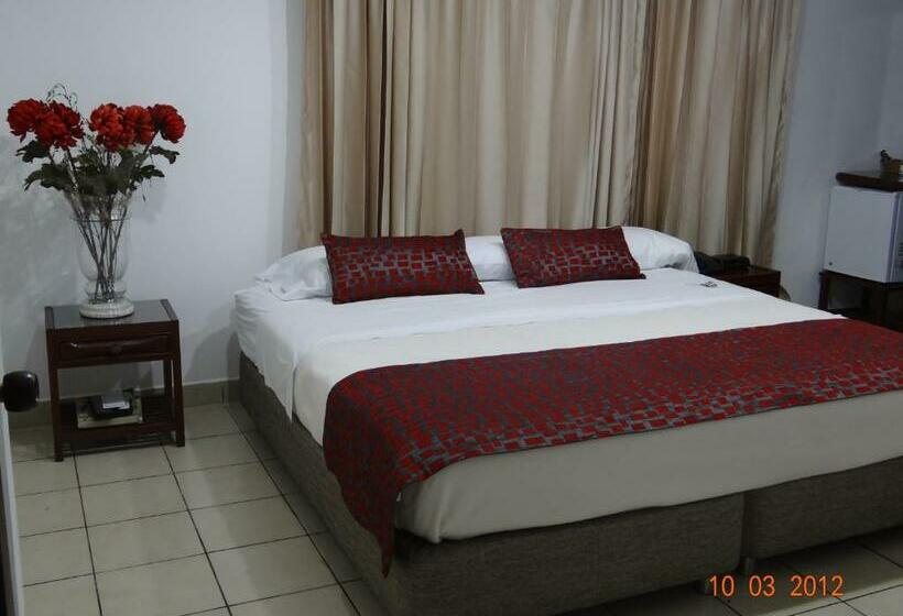 Номер Deluxe Кровать Кинг, Kamani Florencia