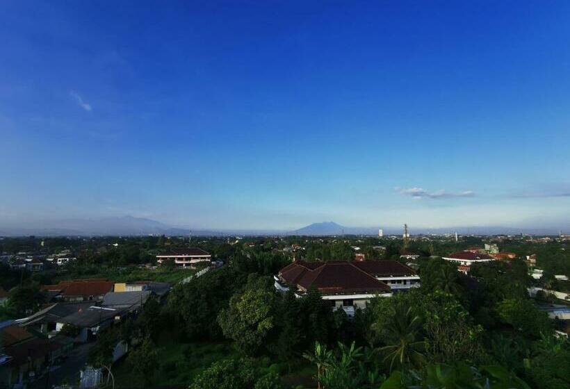Студия Superior, Arsakha 001 Apartemen Cibubur Village By Nara Property