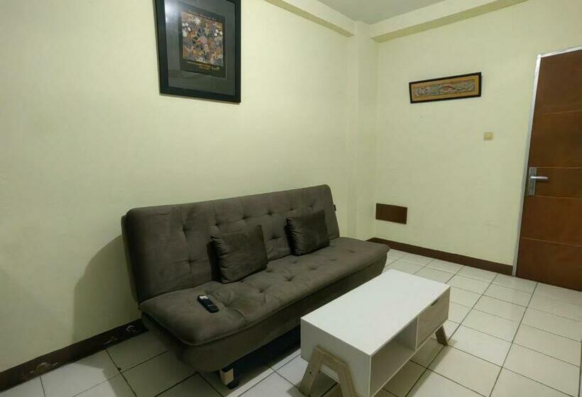 Апартаменты 2 Спальни, Arsakha 001 Apartemen Cibubur Village By Nara Property