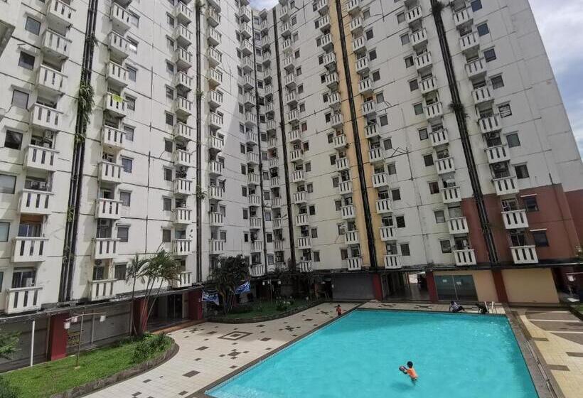 Апартаменты 2 Спальни, Arsakha 001 Apartemen Cibubur Village By Nara Property