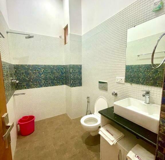 اتاق استاندارد, La Curcuma Luxury Homestay