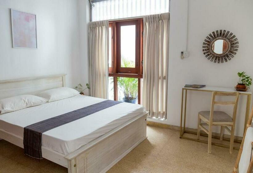 Номер Economy, Greenscape Colombo