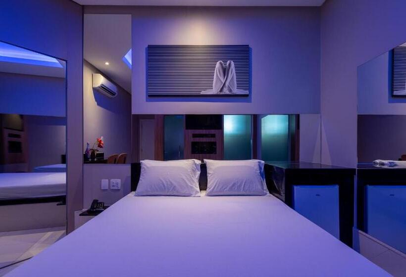 스위트, Tucumã Motel