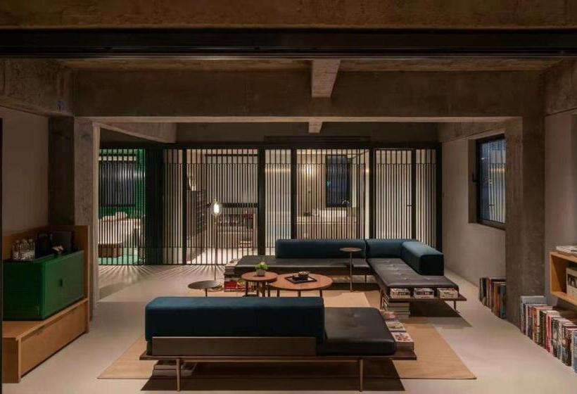 Номер Стандарт, Jiangnan House Nantou
