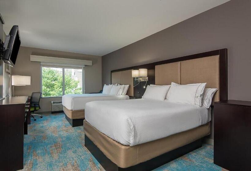 Номер Executive, Holiday Inn Express & Suites Norwood Boston Area By Ihg