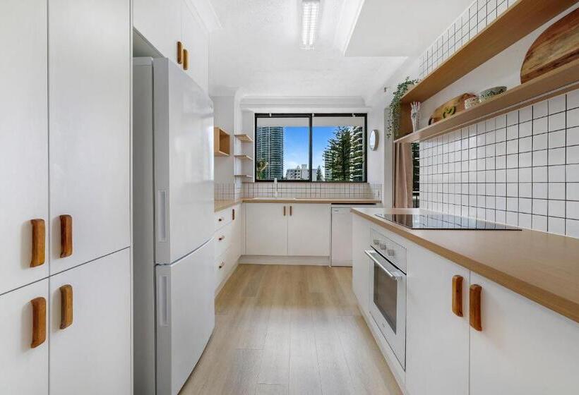 2침실 아파트 정원 전망, Surfers Century Oceanside Apartments