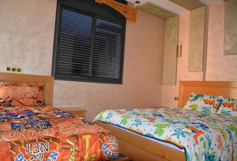 Номер Стандарт, Relais Des Nomades