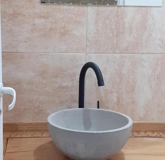 اتاق استاندارد چهار تخته, Hosteria San Martin