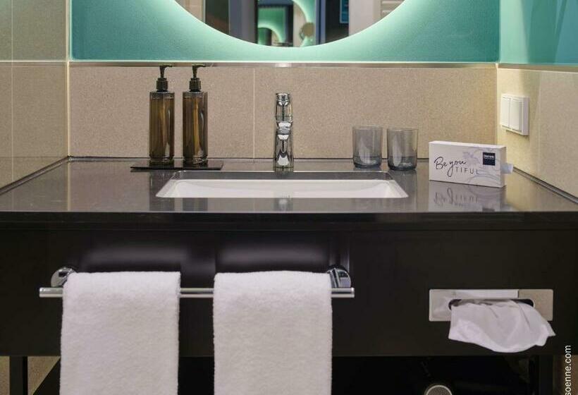 اتاق استاندارد, Dorint Hotel München/garching
