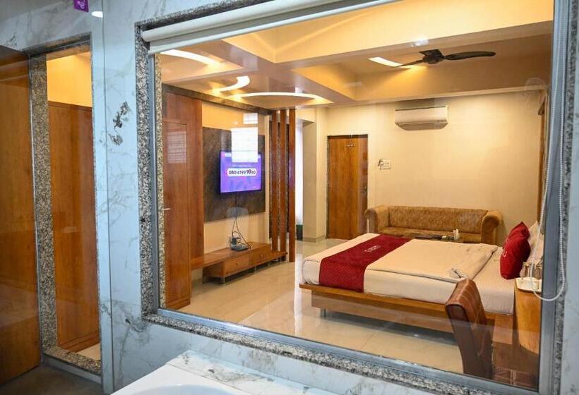 Номер Стандарт, Adiraj Residency