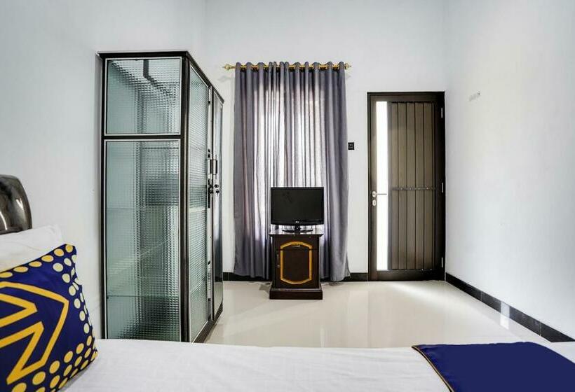 Номер Economy, Spot On 91745 Rumah Kost Gresik Syariah