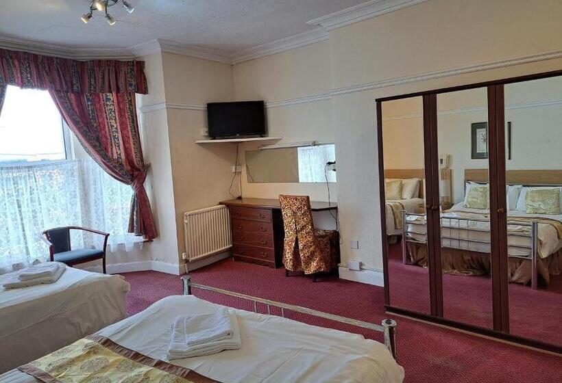 Семейное Студио, Diamond House