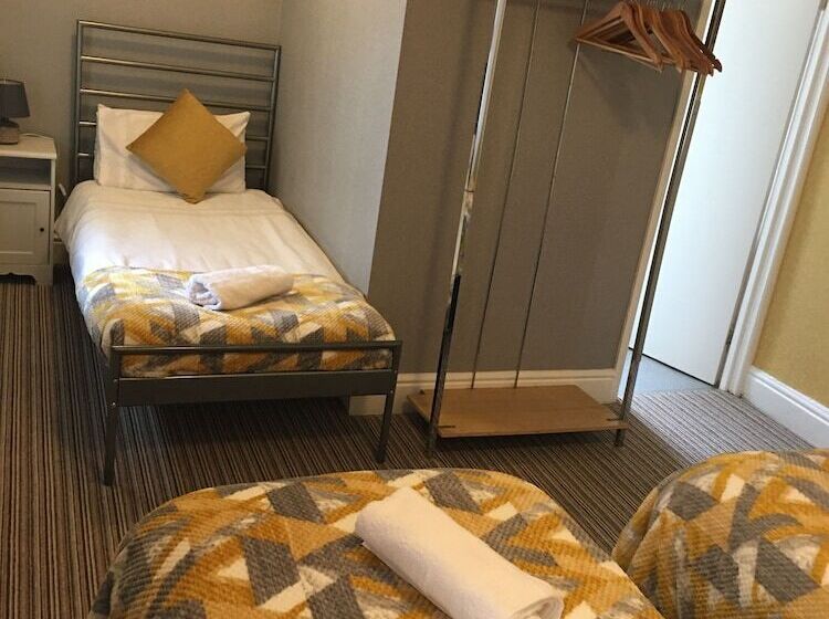 3-Bett-Standardzimmer, Glenheath