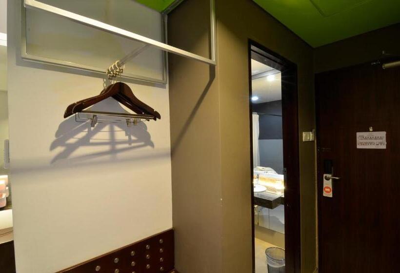 Номер Deluxe, Howard Johnson By Wyndham Pekalongan
