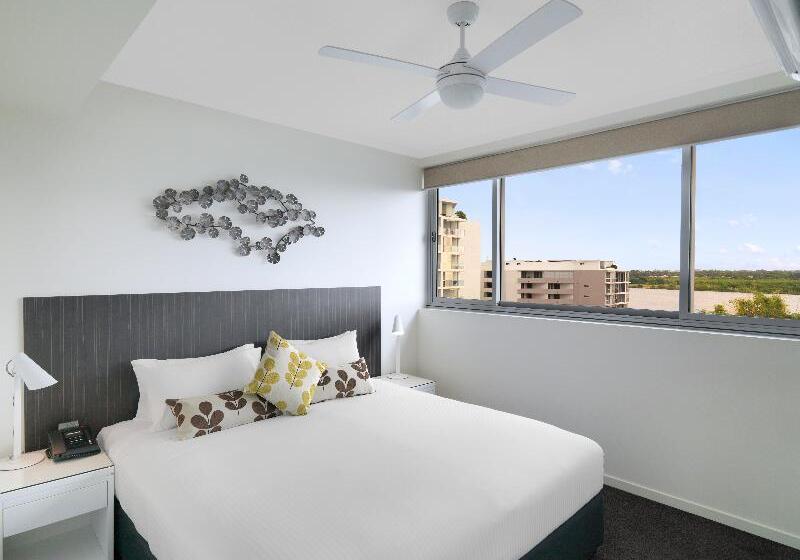 آپارتمان مدیریتی 2 خوابه, Oaks Mackay Rivermarque