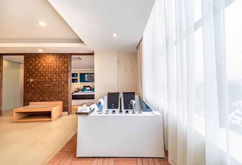 سوئیت پرزیدنت, Prideinn Azure Hotel Nairobi Westlands