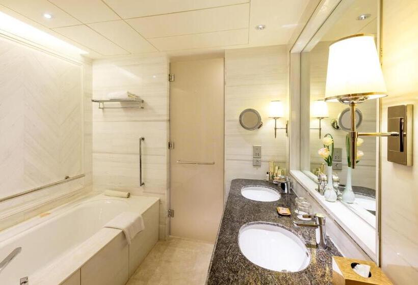 سوئیت اجرایی با تخت کینگ, Shangrila Nanjing