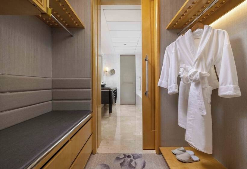 اتاق استاندارد با تخت دوبل, Shangrila Nanjing