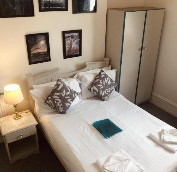 Семейный Номер, The Purple Tree Guest House