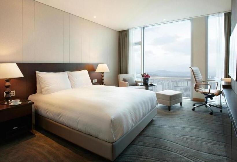 디럭스 룸, Lotte City Hotel Jeju