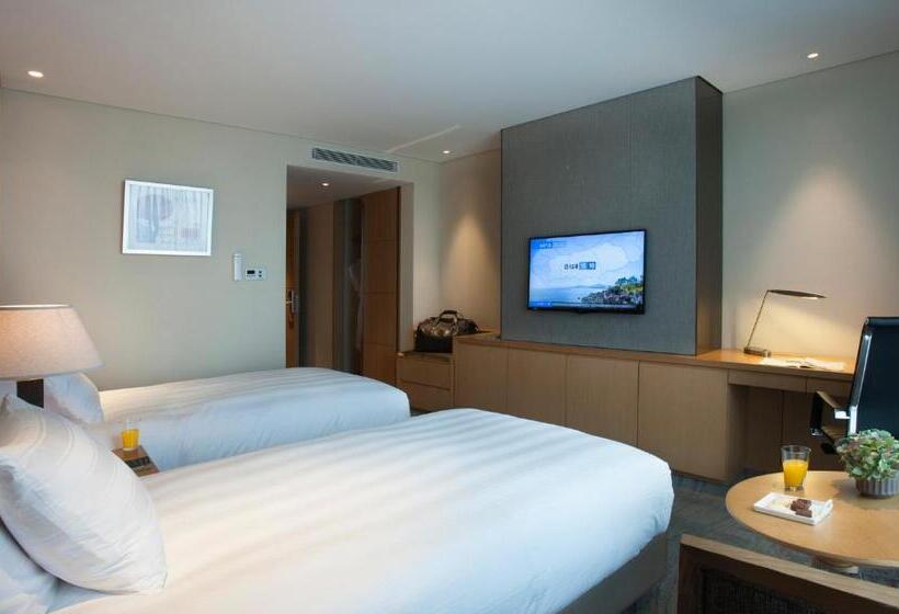 스탠다드 룸, Lotte City Hotel Jeju
