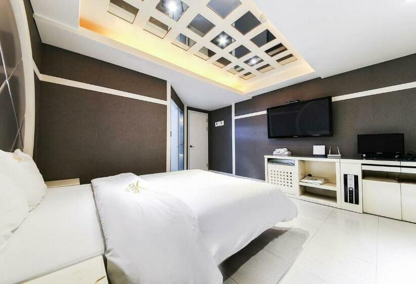 Номер Deluxe, Bundang Regency