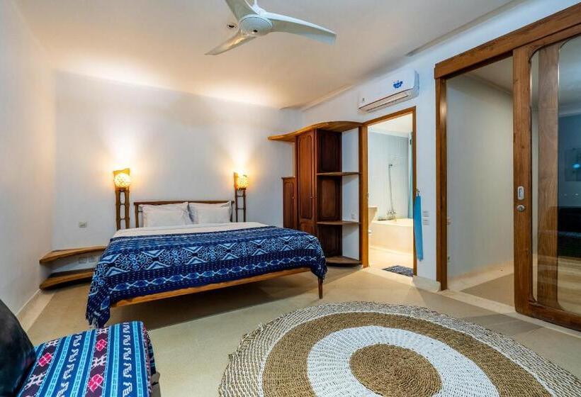 Вилла Deluxe 1 Спальня, Inlight Lombok Beach Hotel New Year Offer