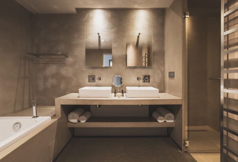 Номер Executive, Les Lodges Sainte Victoire Hotel & Spa