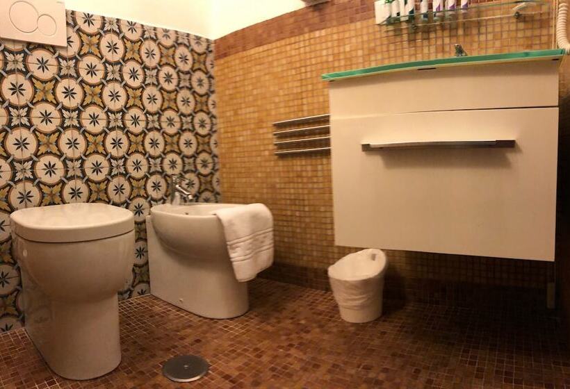 סוויטת ג'וניור, Navona Residenza De Charme