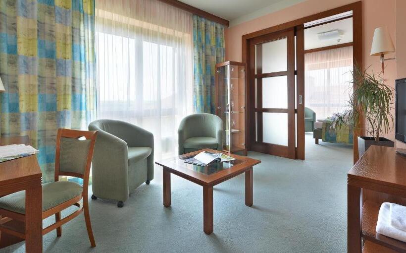 Люкс Superior, Wellness Hotel Happy Star