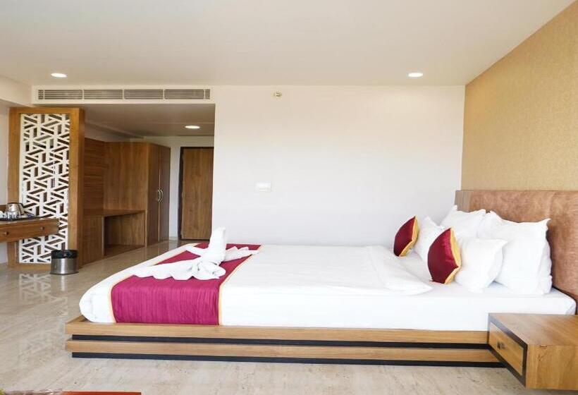 带大床的高级房间, Bamboo Saa Mulberry Resort Pushkar