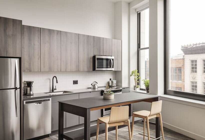 Апартаменты 2 Спальни, Roost Cleveland