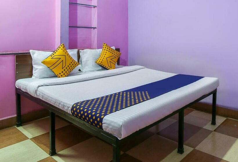 Трехместный Президентский, Spot On 67841 Hotel Rajeshwar