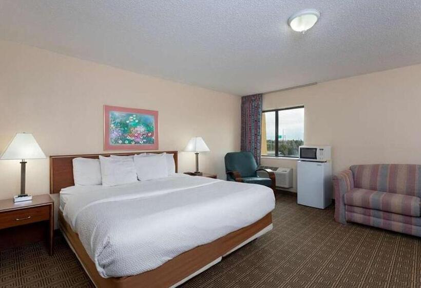 Deluxe Suite Kingsize Bett, Norwood Inn & Suites Indianapolis