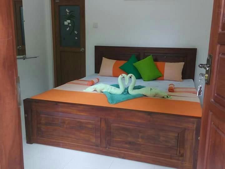Трехместный Номер Deluxe, Dinimuthu Rest Inn