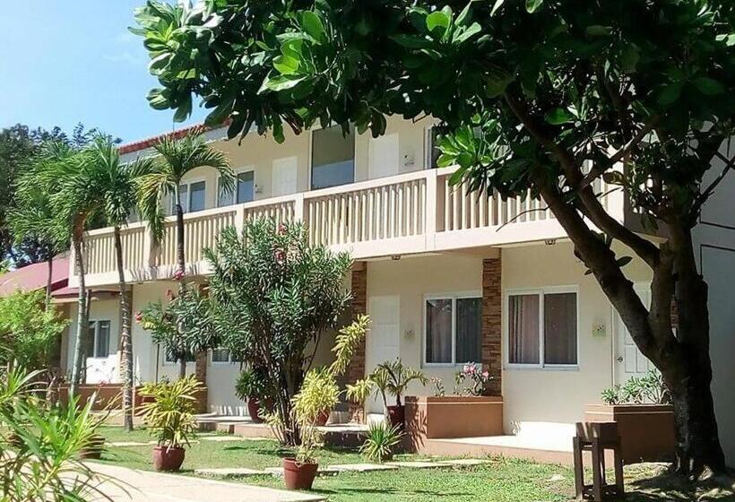 스탠다드 스튜디오 풀장 전망, Happy Ripples Beach Resort