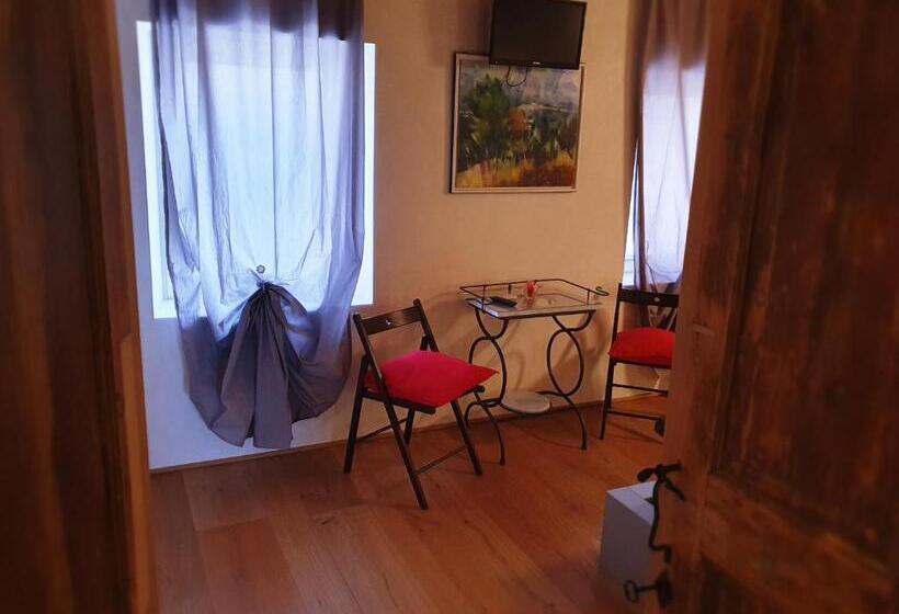 Standard room with outdoor bath, Relais Poggio Pagnan