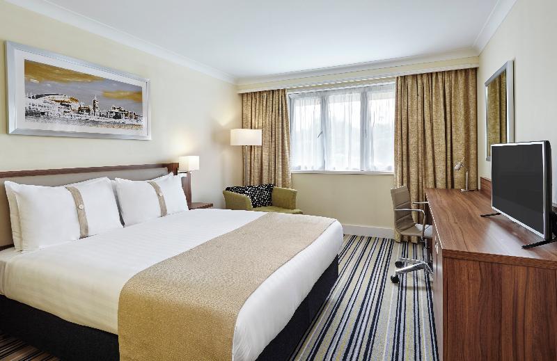 标准间, Holiday Inn Cardiff  North M4
