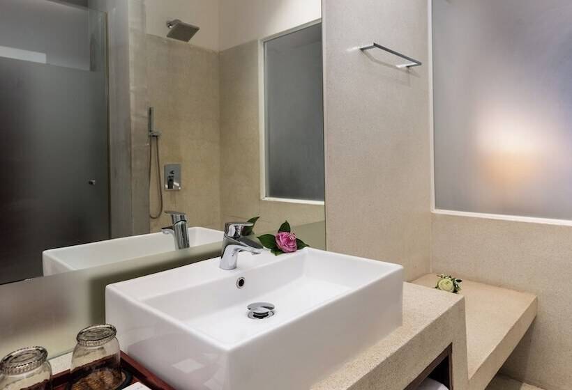 주니어 스위트, Lynnaya Urban River Resort