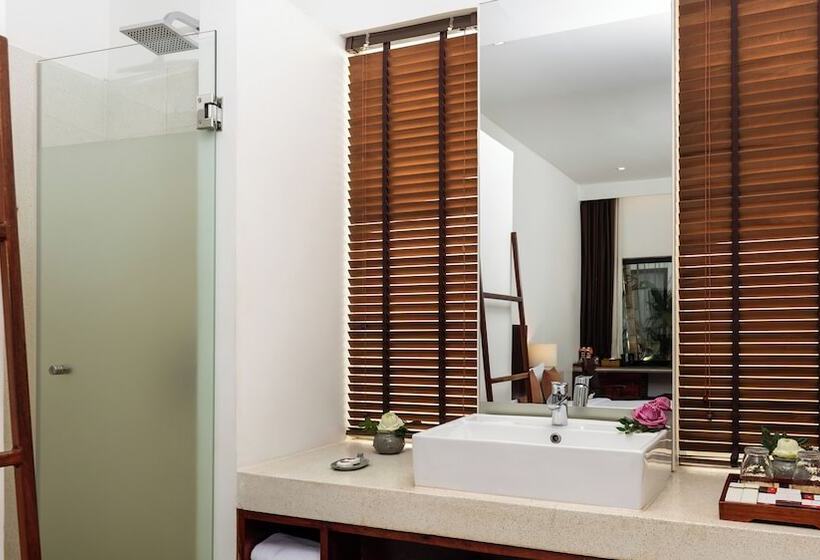 디럭스 방갈로, Lynnaya Urban River Resort
