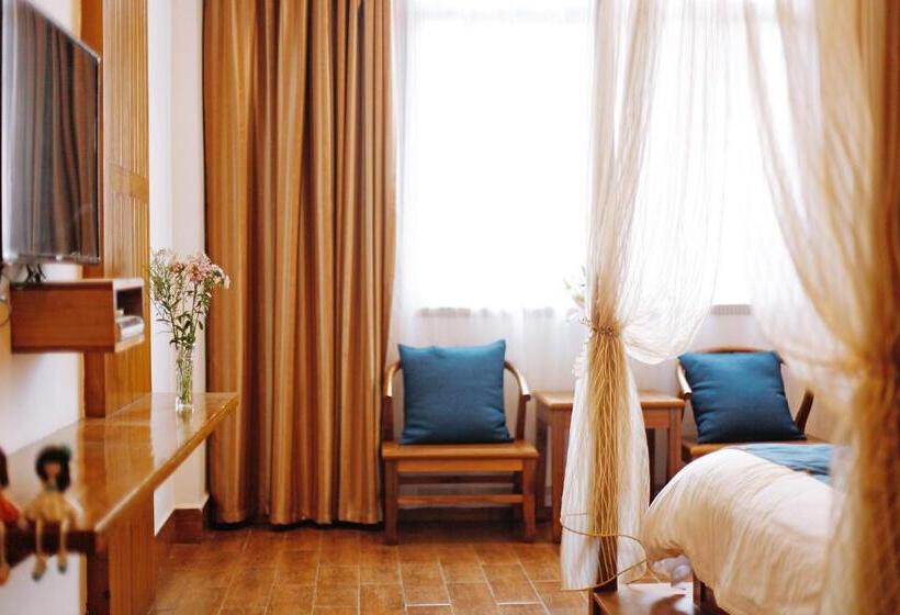 带山景的复式房间, Guihua Road 106th Hostel