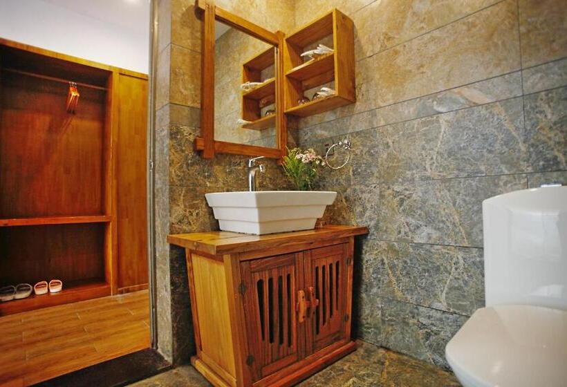 豪华三人间, Guihua Road 106th Hostel