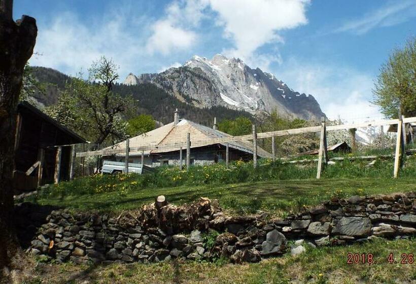 Номер Стандарт Вид на Горы, Chambre D Hôtes Barnabas