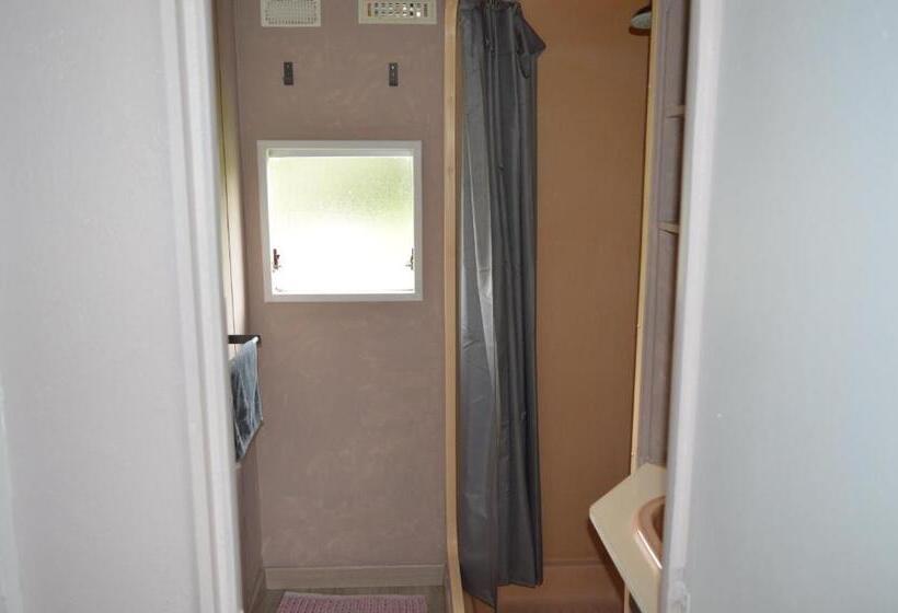 Шале 1 Спальня, Gîte De La Cour