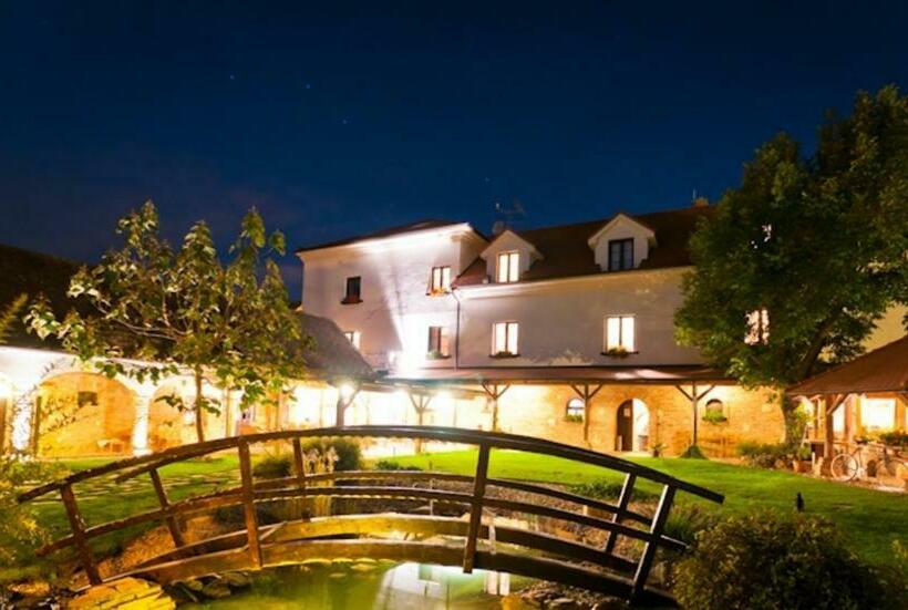 Четырехместный Номер Стандарт, Villa Daniela