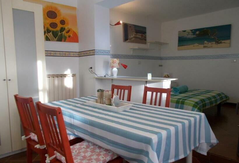 اتاق استاندارد سه نفره, Il Granello Di Senape B&b