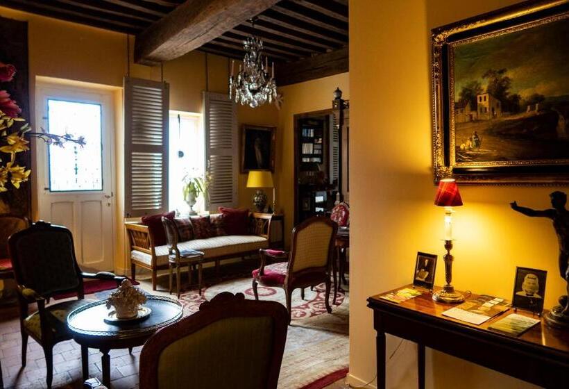 Номер Superior, Jan S Place In Burgundy