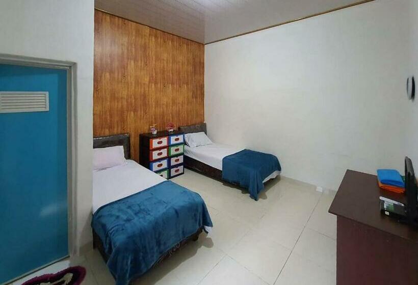 스탠다드 룸, Reddoorz Syariah At Labuhan Maringgai Lampung
